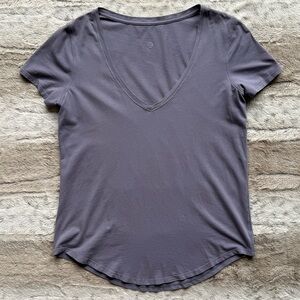 Lululemon Love Tee V